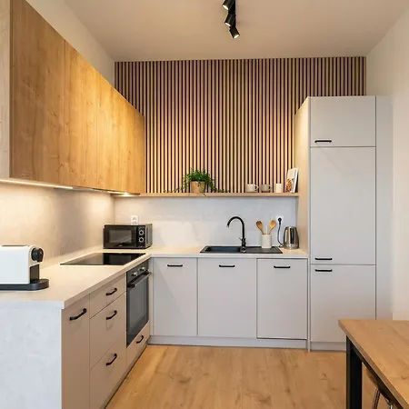 Chic 1br & 1lr Panoramic Sky View *